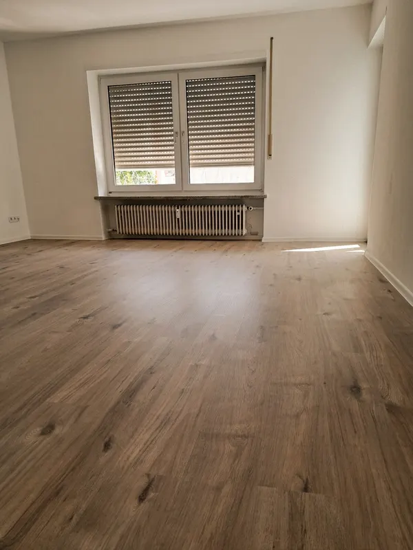Wohnzimmer mit neuem Vinylboden
